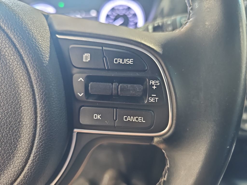 Used 2021 Kia Niro LXS FWD image 17