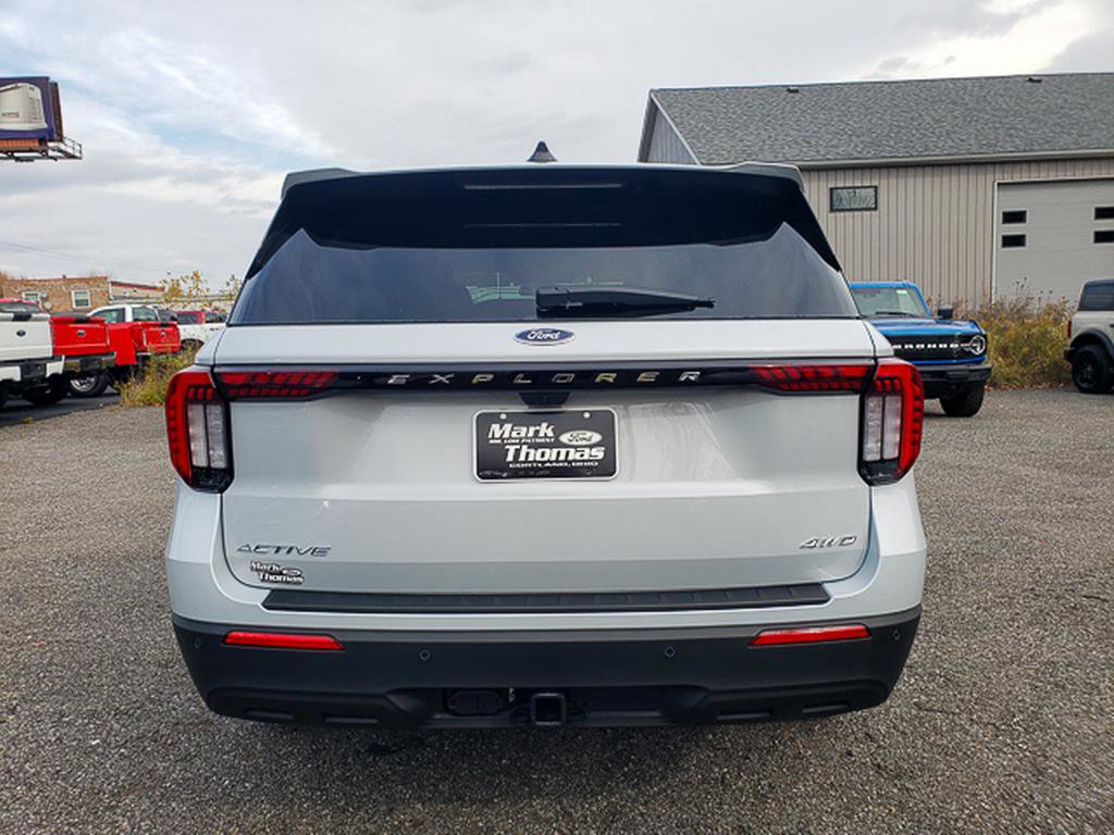 New 2026 Ford Explorer Active image 4