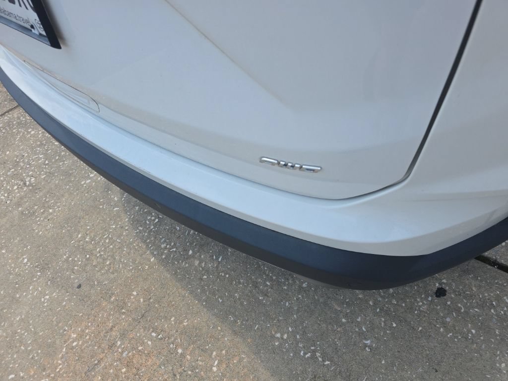 Used 2024 Ford Edge Titanium w/ Equipment Group 301A AWD/4WD image 5