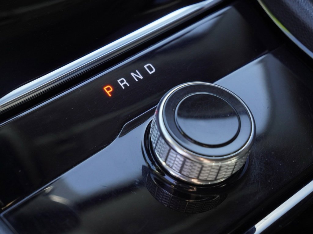 Certified 2022 Jeep Grand Cherokee Laredo w/ Luxury Tech Group I image 19