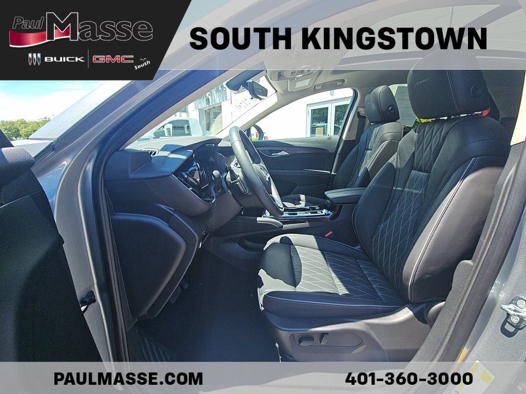 Used 2023 Buick Envision Avenir AWD/4WD image 12