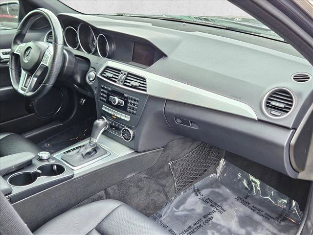 Used 2013 Mercedes-Benz C 250 Luxury image 22