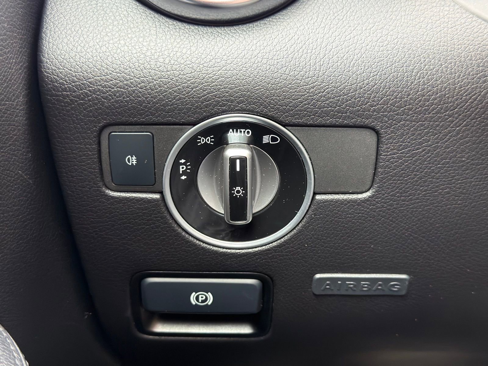 Used 2016 Mercedes-Benz SLK 300 image 14