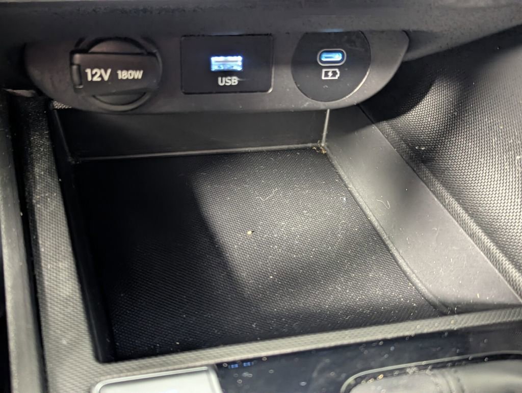 Used 2024 Hyundai Elantra SEL image 22