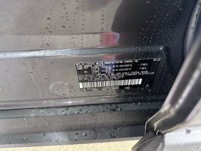 Certified 2025 Toyota RAV4 XLE w/ Convenience Package image 31