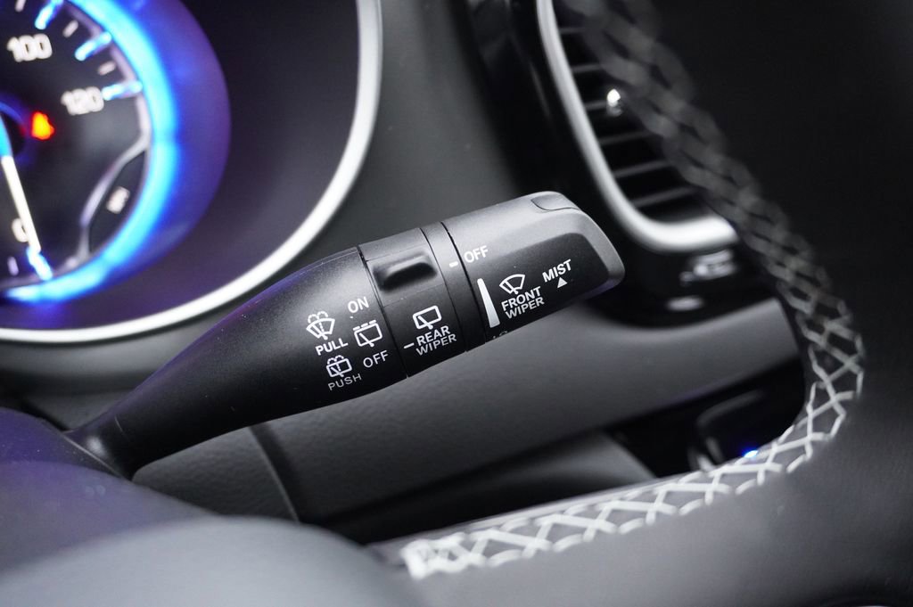 New 2026 Chrysler Voyager LX image 23