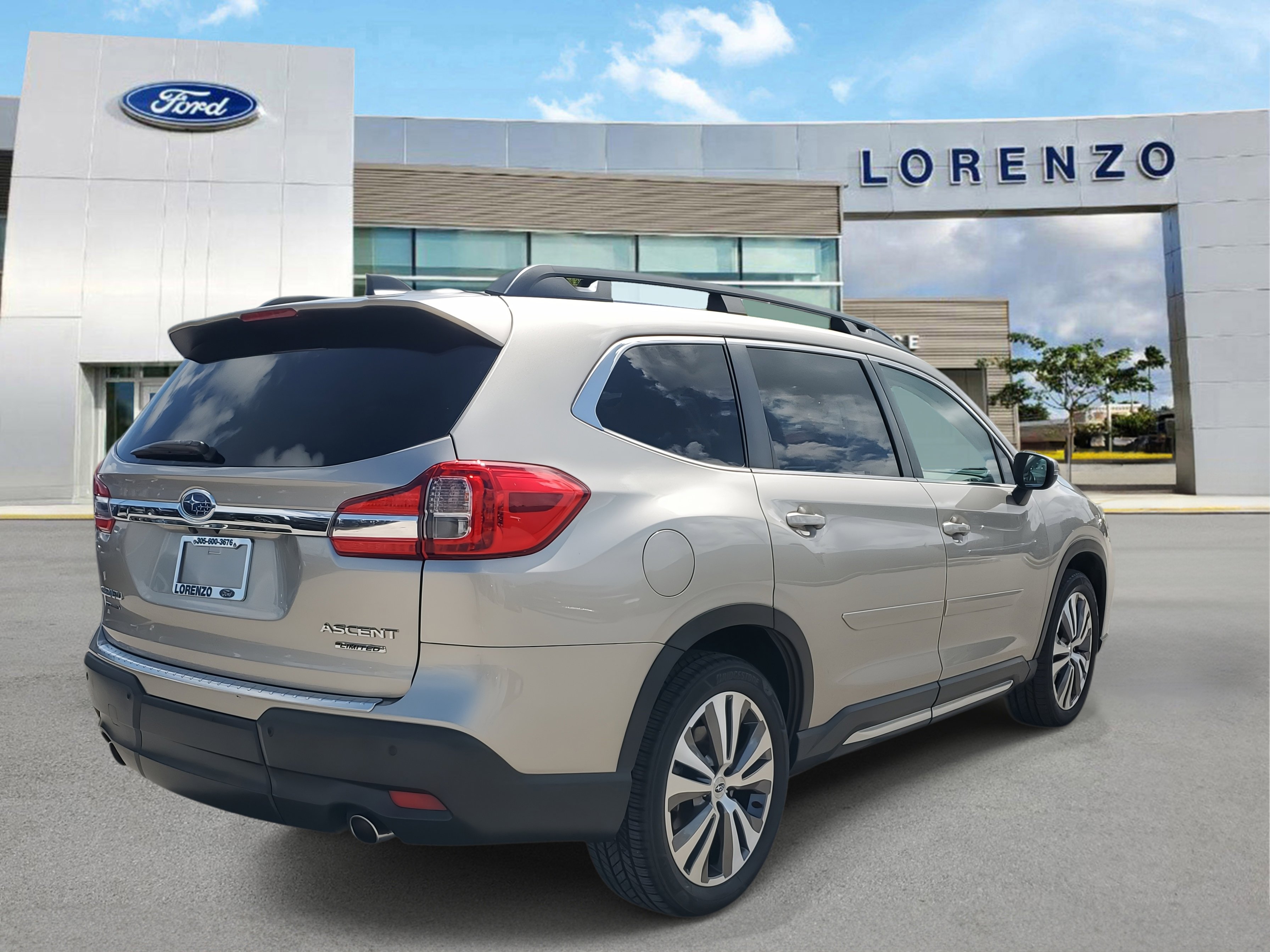 Used 2020 Subaru Ascent Limited w/ Technology Package image 5