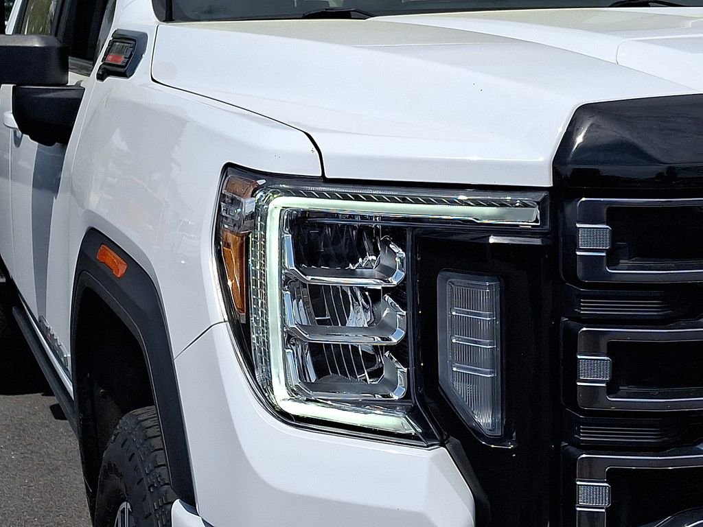Used 2023 GMC Sierra 3500 AT4 w/ AT4 Premium Plus Package image 9