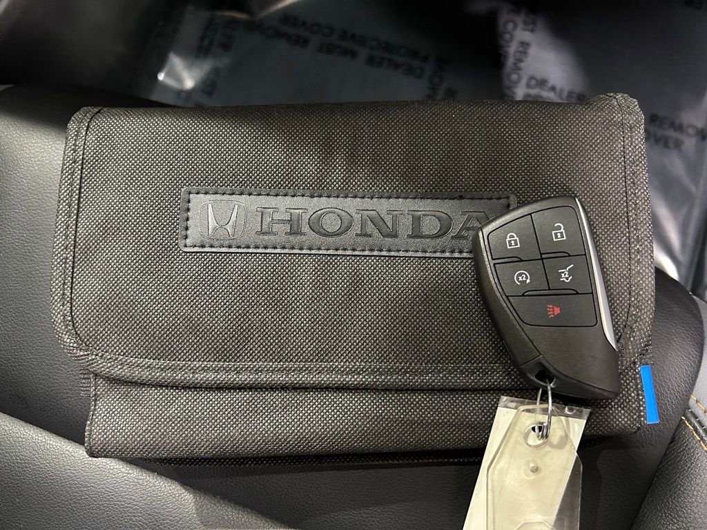 Used 2025 Honda Prologue Touring image 28