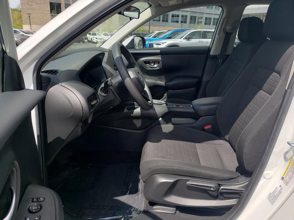 Used 2024 Honda HR-V LX image 14
