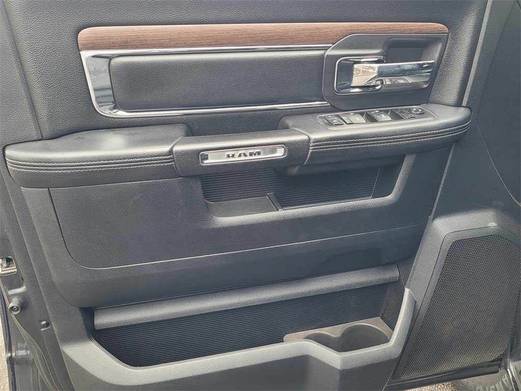 Used 2015 RAM 2500 Laramie w/ Cold Weather Group image 14