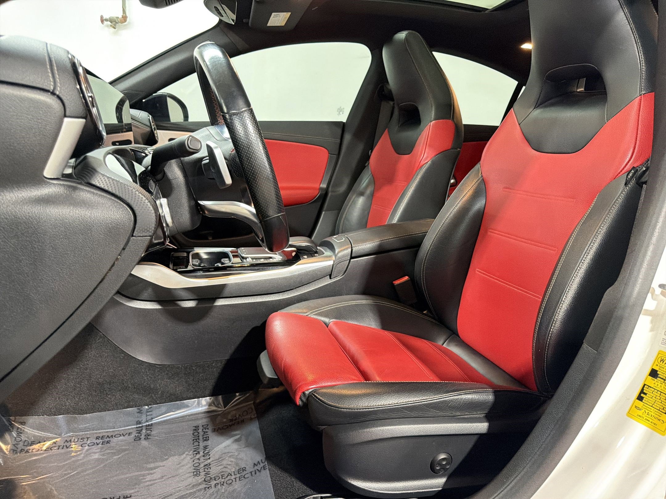 Used 2023 Mercedes-Benz CLA 35 AMG 4MATIC w/ Multimedia Package image 5