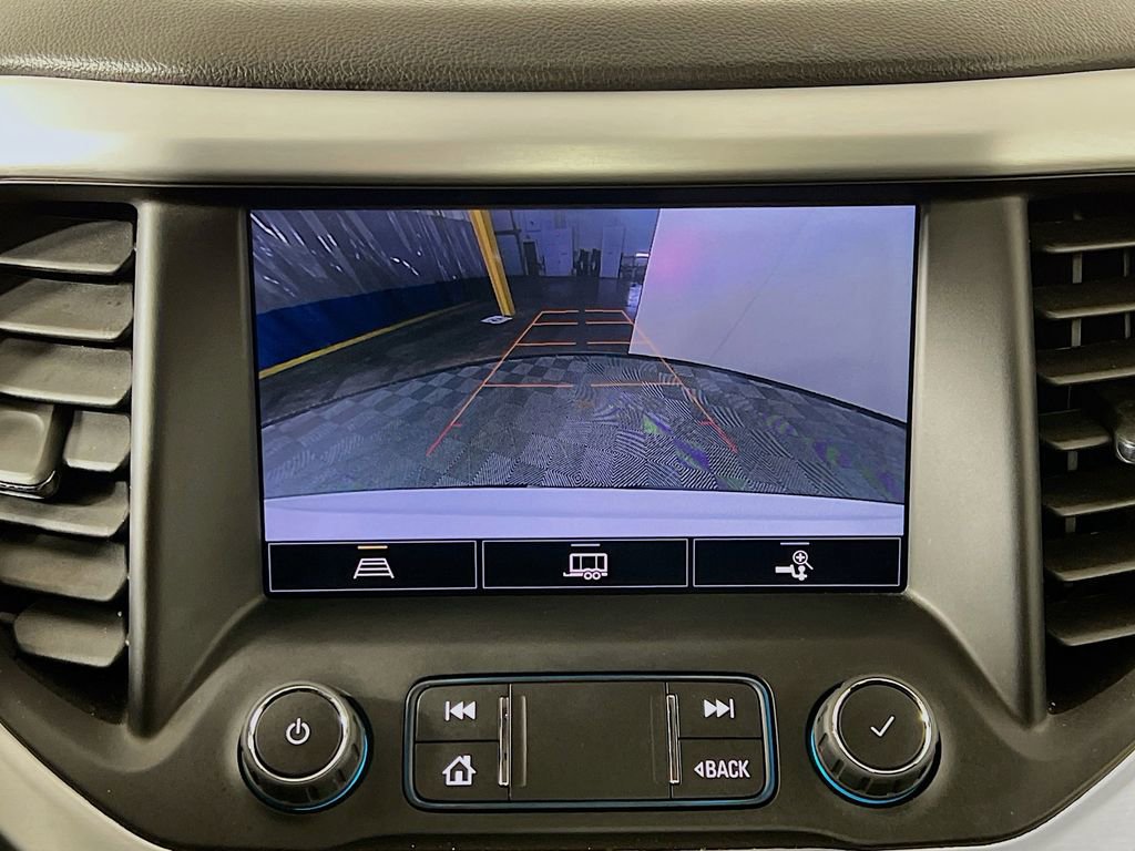 Used 2023 GMC Acadia SLE w/ Driver Convenience Package image 14
