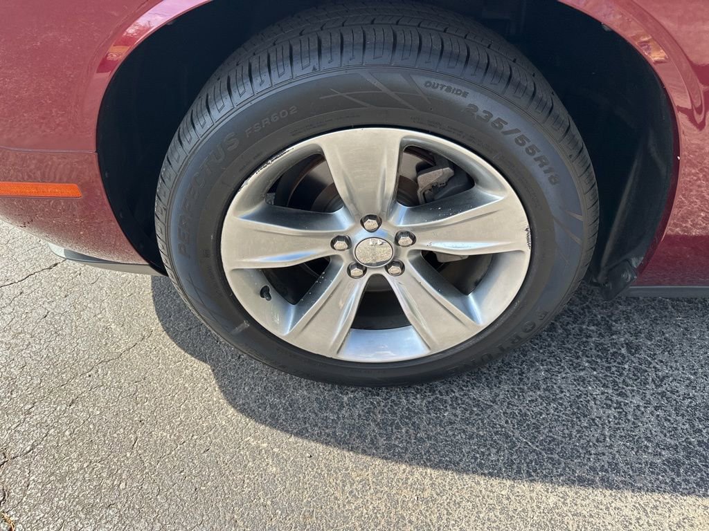 Used 2020 Dodge Challenger SXT image 9