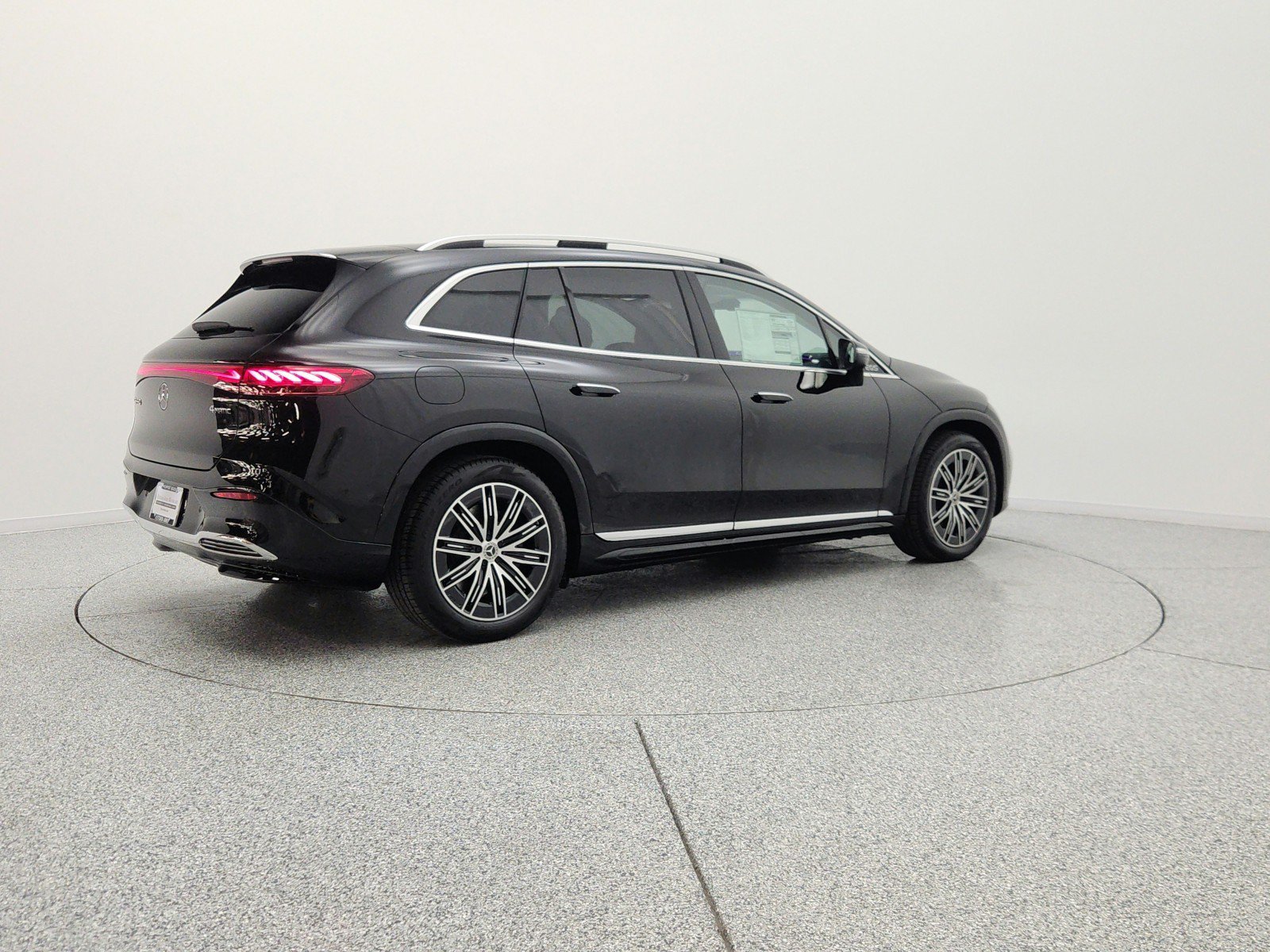 New 2026 Mercedes-Benz EQS 550 4MATIC SUV image 5