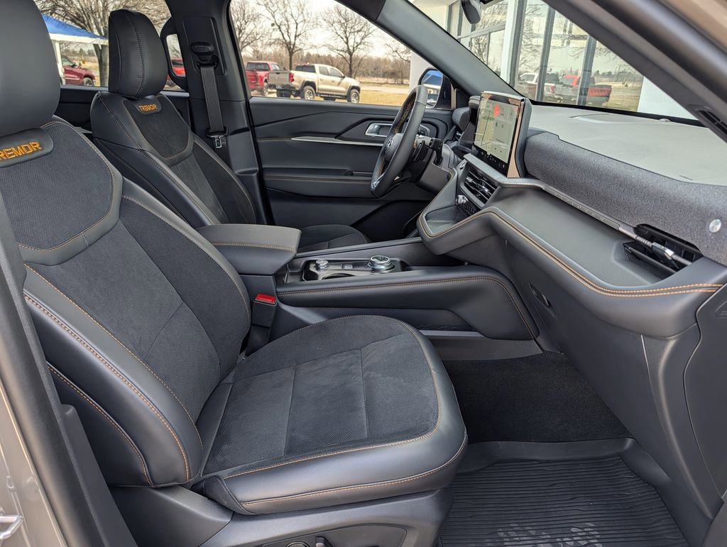 Used 2026 Ford Explorer Tremor w/ Tremor Convenience Package image 34