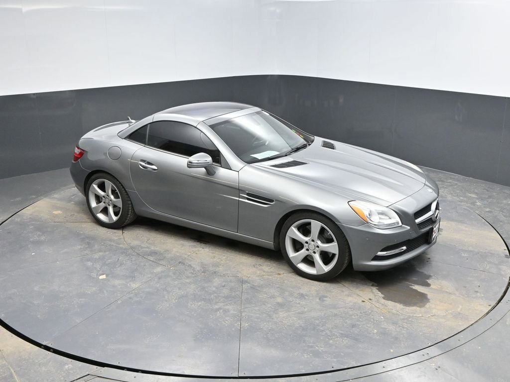 Used 2012 Mercedes-Benz SLK 350 image 25