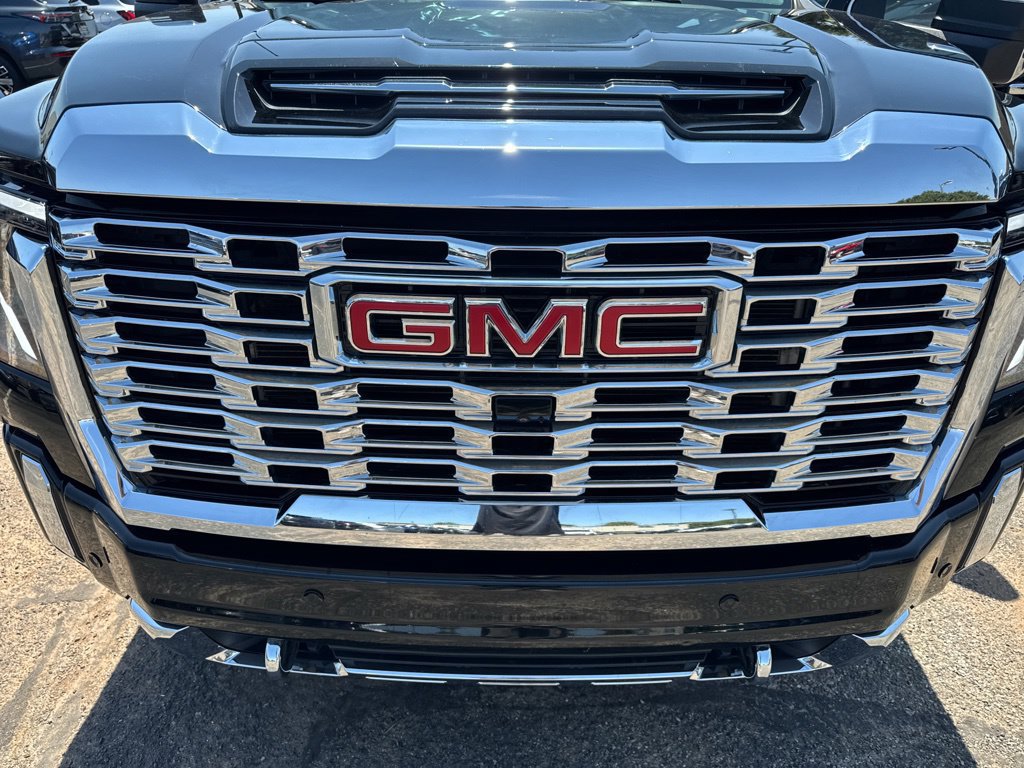 Used 2024 GMC Sierra 3500 Denali w/ Denali Reserve Package AWD/4WD image 58