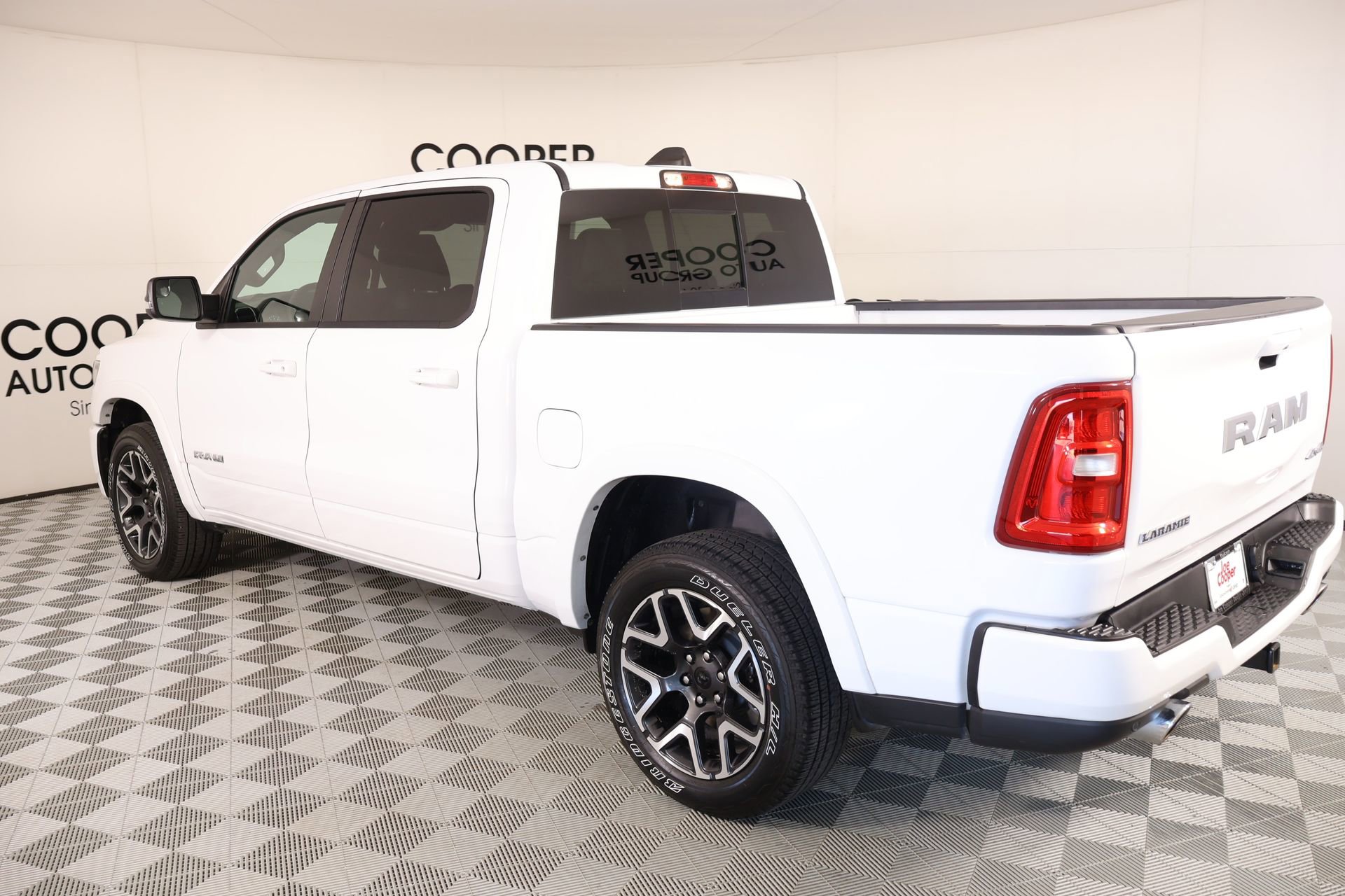 Used 2025 RAM 1500 Laramie w/ Sport Appearance Package image 23