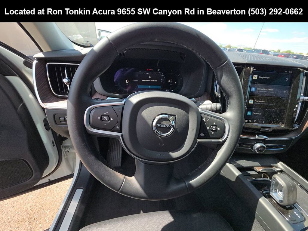 Used 2022 Volvo XC60 B5 Momentum w/ Advanced Package AWD/4WD image 10