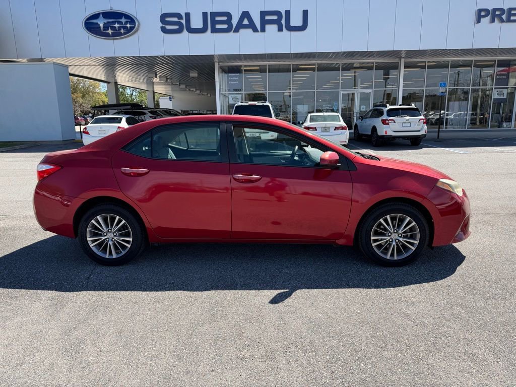 Used 2015 Toyota Corolla LE image 2
