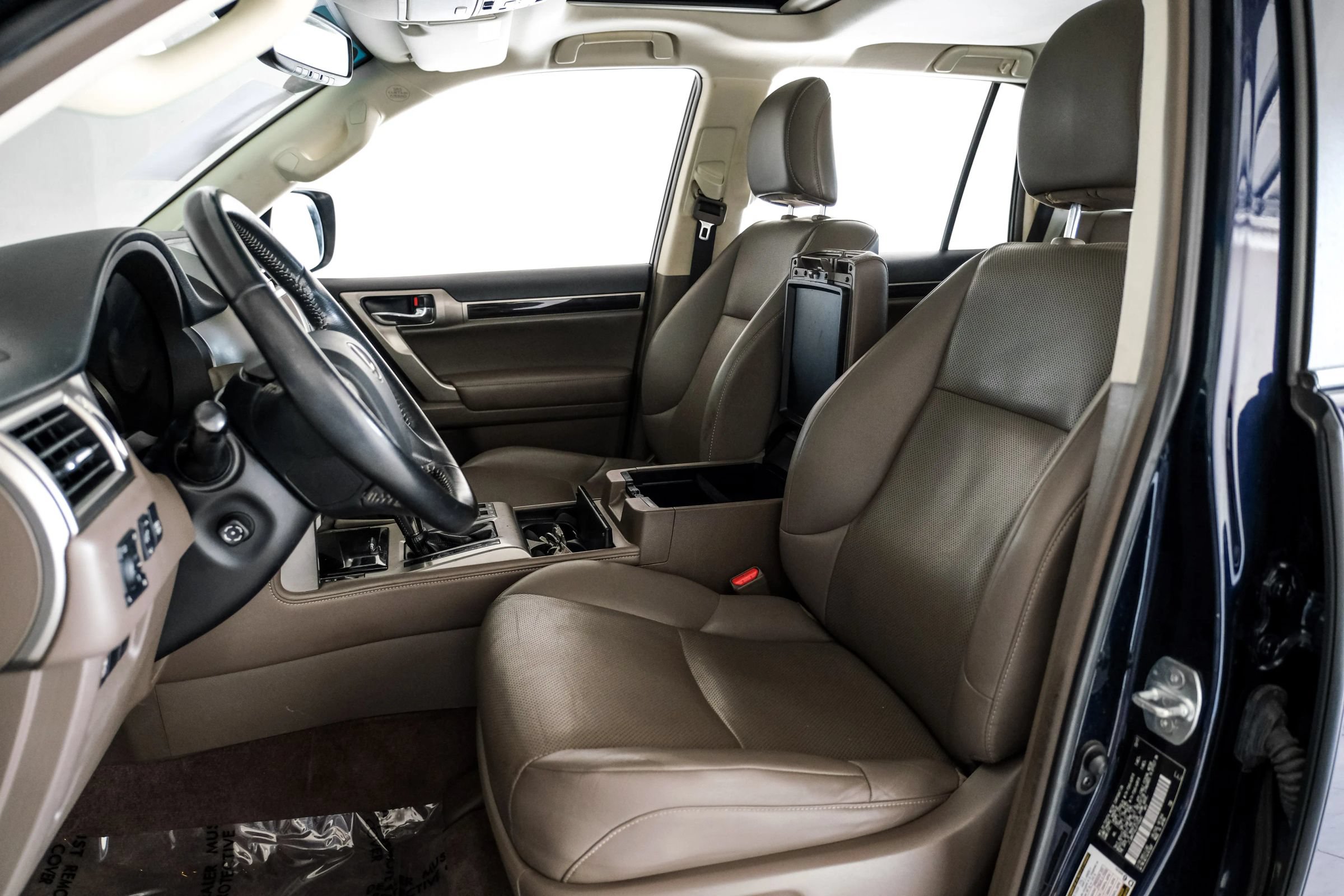 Used 2018 Lexus GX 460 w/ Navigation Package AWD/4WD image 26