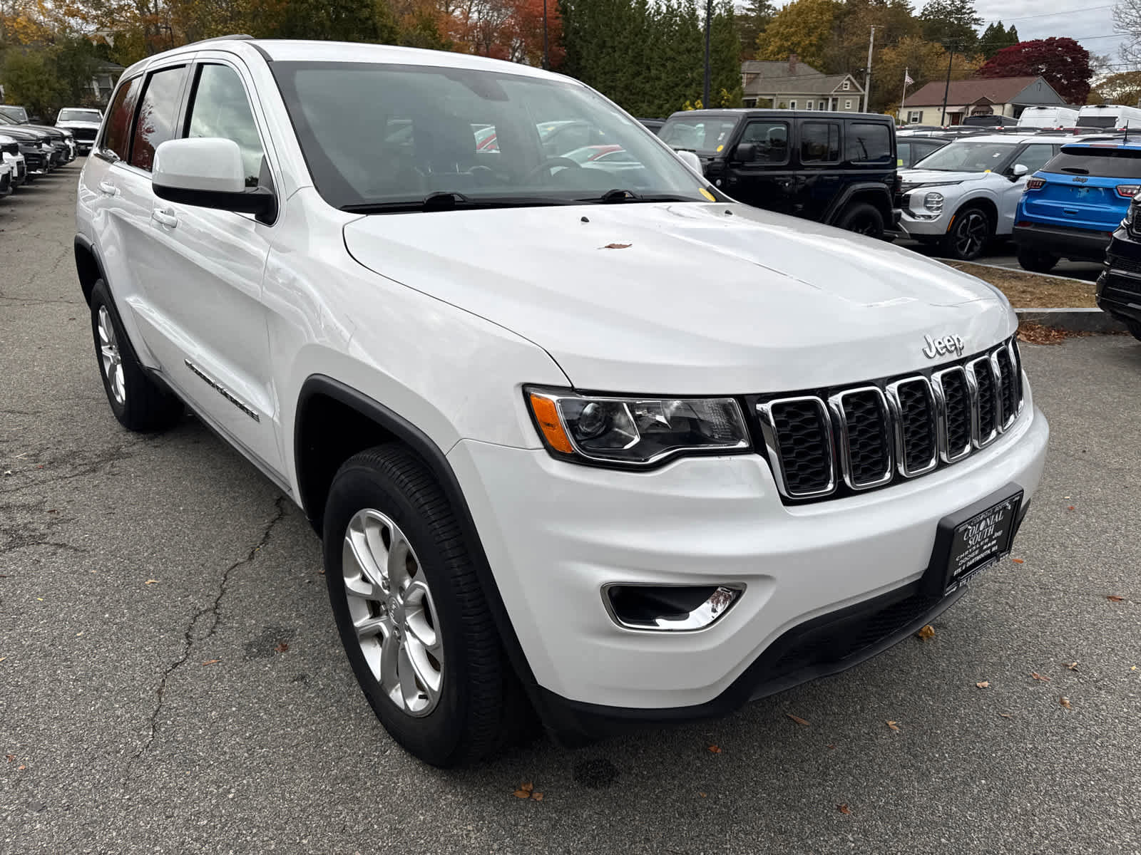 Used 2022 Jeep Grand Cherokee Laredo X image 8