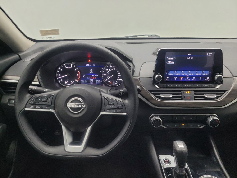 Used 2024 Nissan Altima 2.5 SV image 22