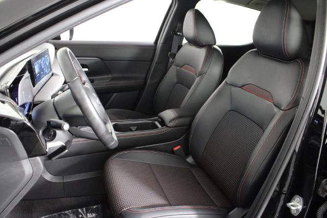 Certified 2026 Nissan Kicks SR FWD image 20