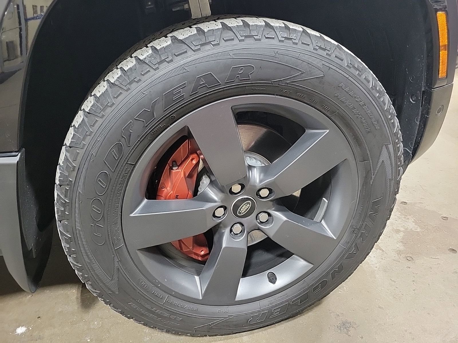 Used 2024 Land Rover Defender 110 X image 13