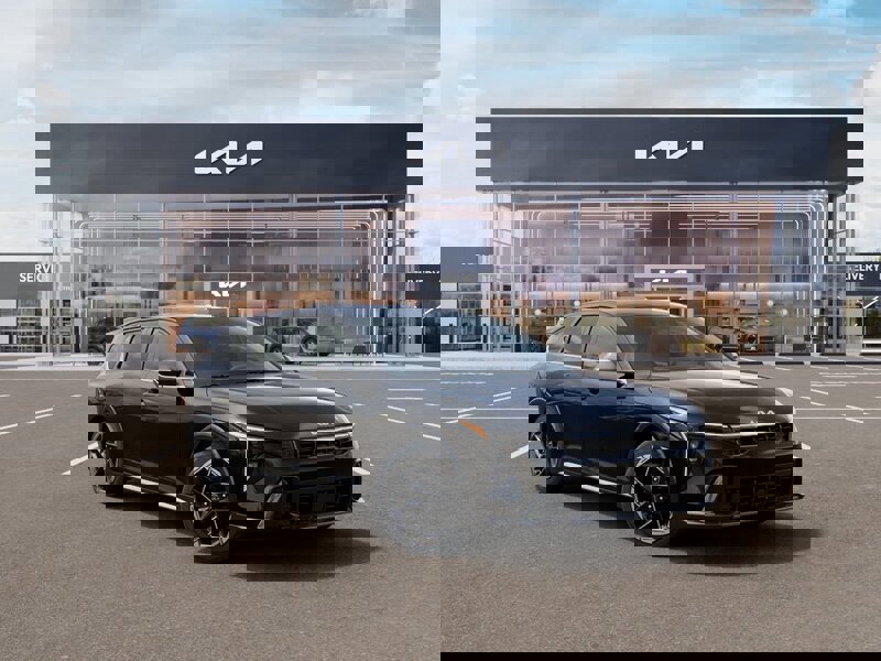 New 2026 Kia K4 GT-Line image 8