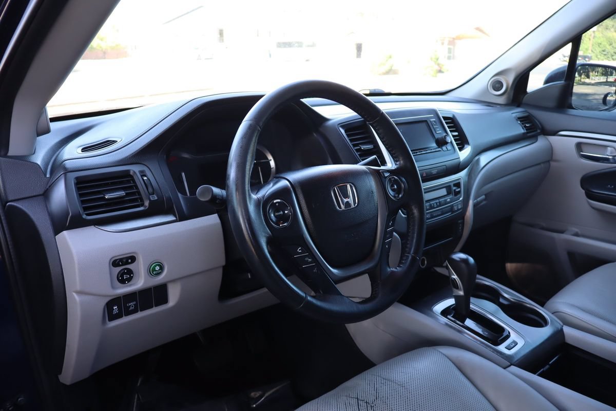 Used 2017 Honda Ridgeline RTL image 15