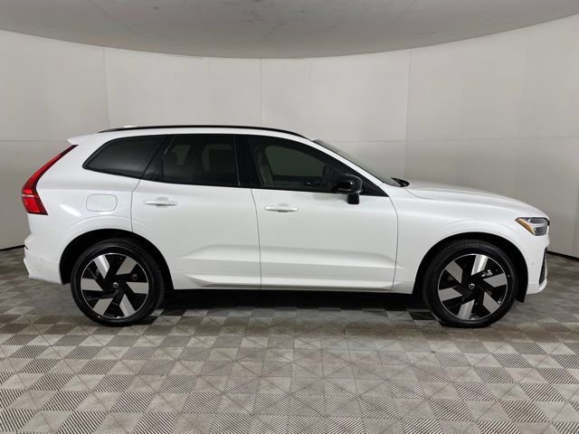 Certified 2024 Volvo XC60 T8 Plus w/ Protection Package Premier image 13