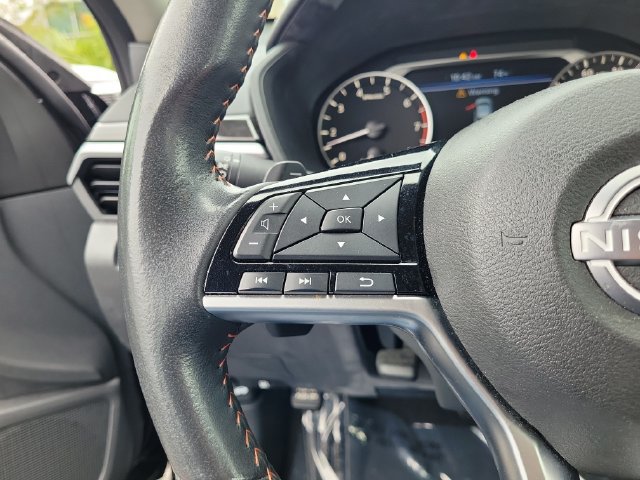 Used 2023 Nissan Altima 2.5 SR w/ SR Premium Package FWD image 21