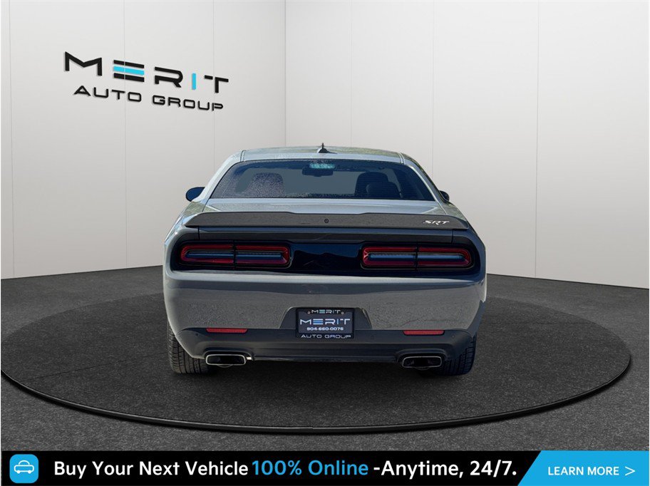 Used 2018 Dodge Challenger SRT w/ Technology Group RWD image 8