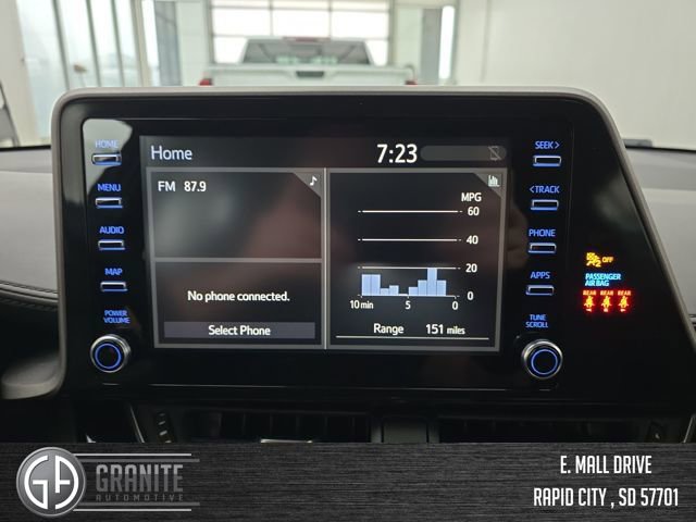 Used 2022 Toyota C-HR XLE image 19