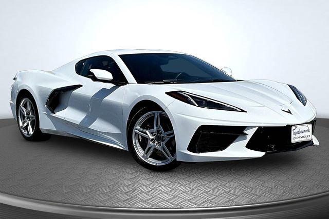 Used 2025 Chevrolet Corvette Stingray Premium Cpe w/ 3LT image 3