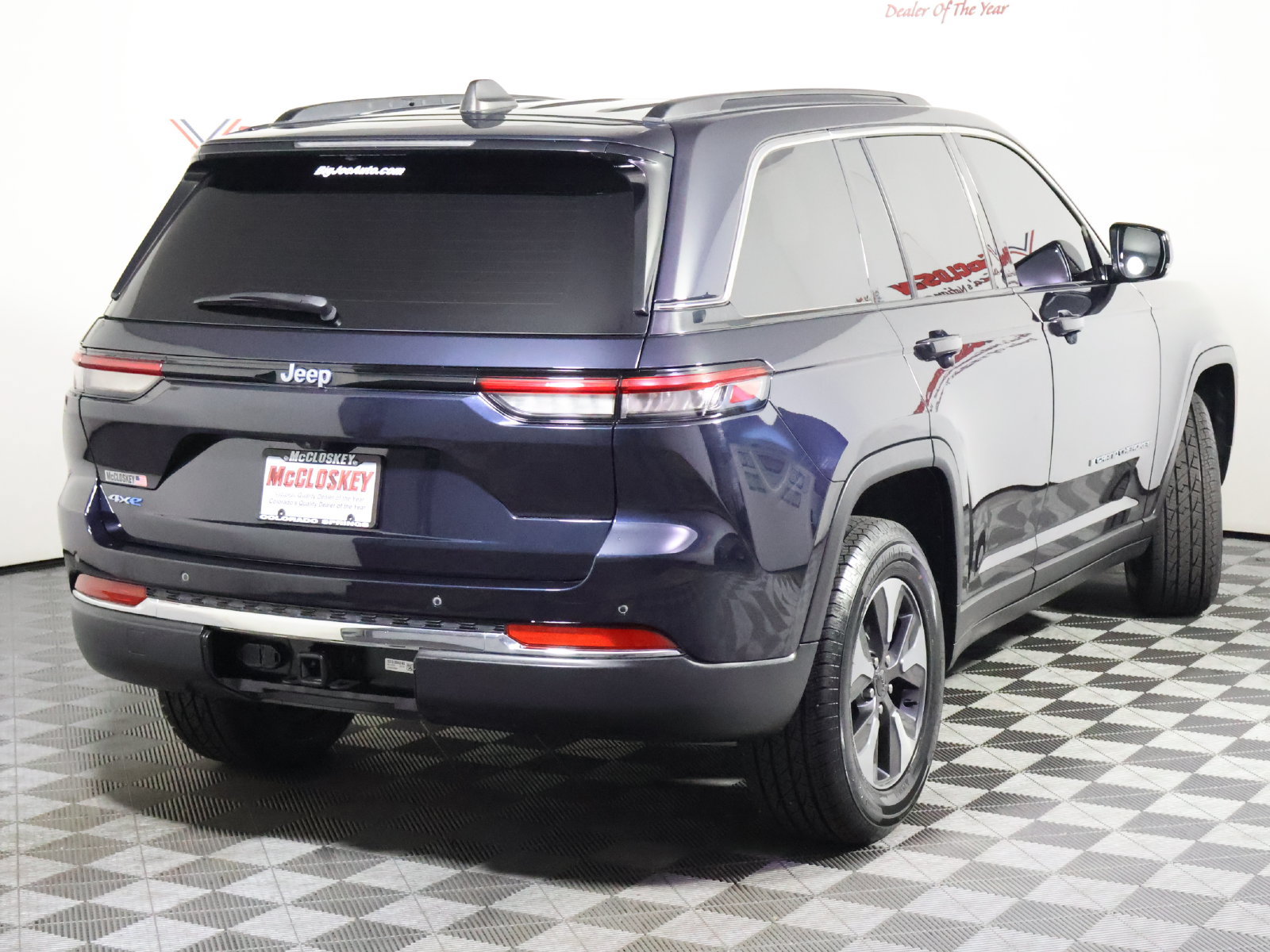 Used 2024 Jeep Grand Cherokee Limited 4xe w/ Trailer Tow Package AWD/4WD image 4