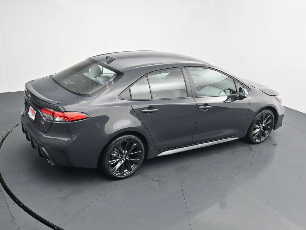Used 2025 Toyota Corolla SE FWD image 30