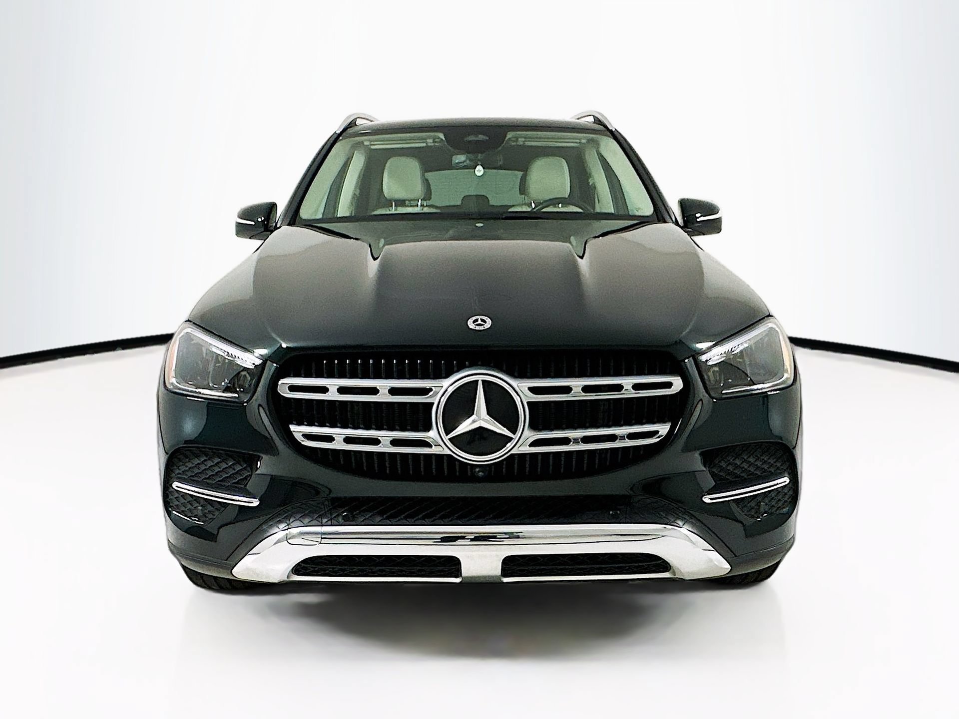 Certified 2025 Mercedes-Benz GLE 350 4MATIC image 2