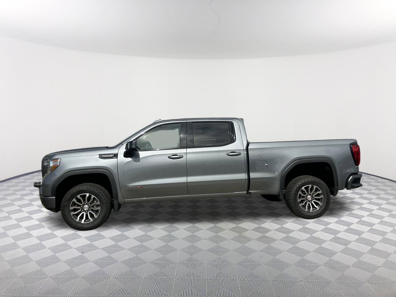 Used 2022 GMC Sierra 1500 AT4 w/ AT4 Preferred Package image 11
