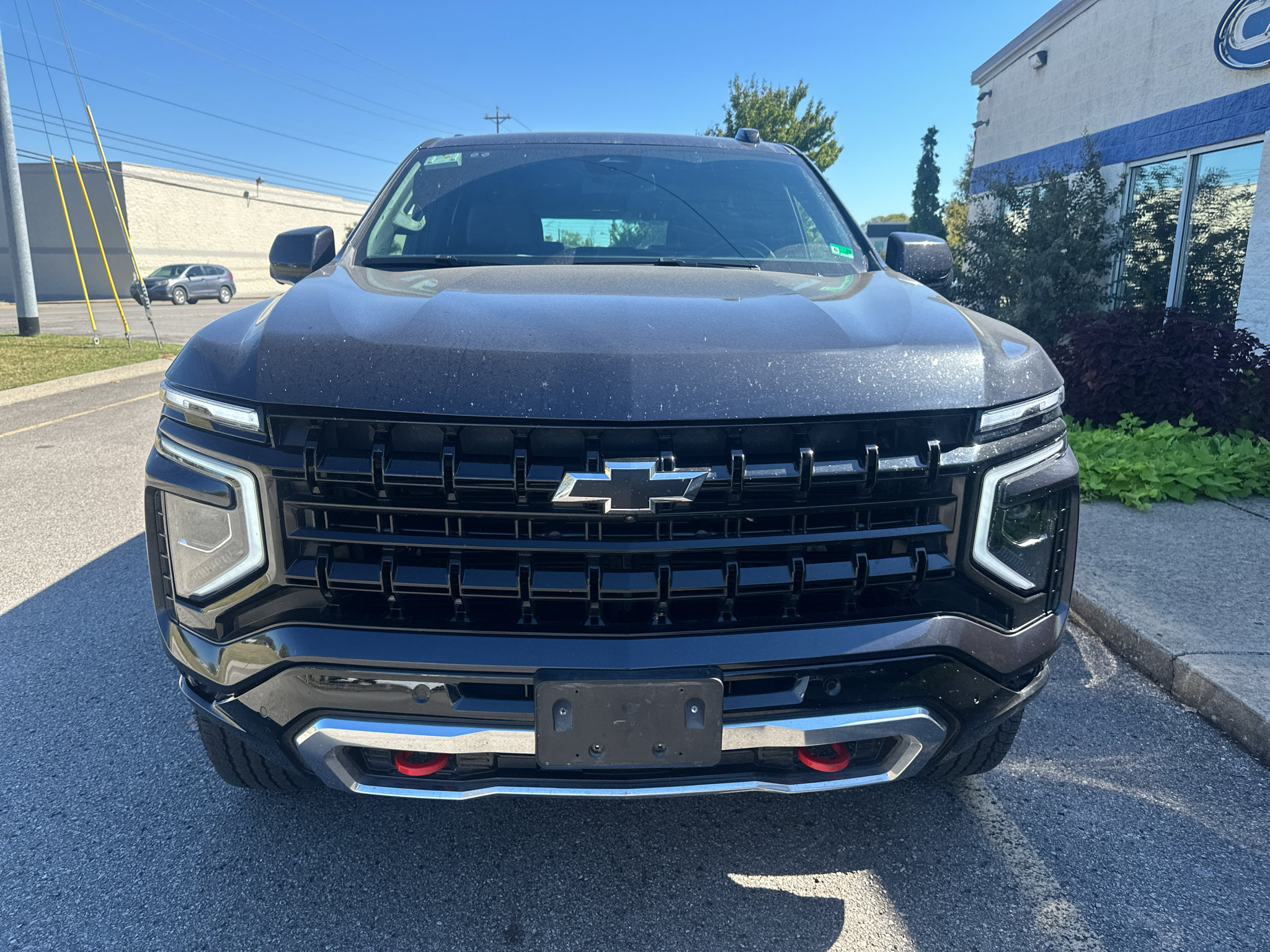 Used 2025 Chevrolet Tahoe Z71 AWD/4WD image 9