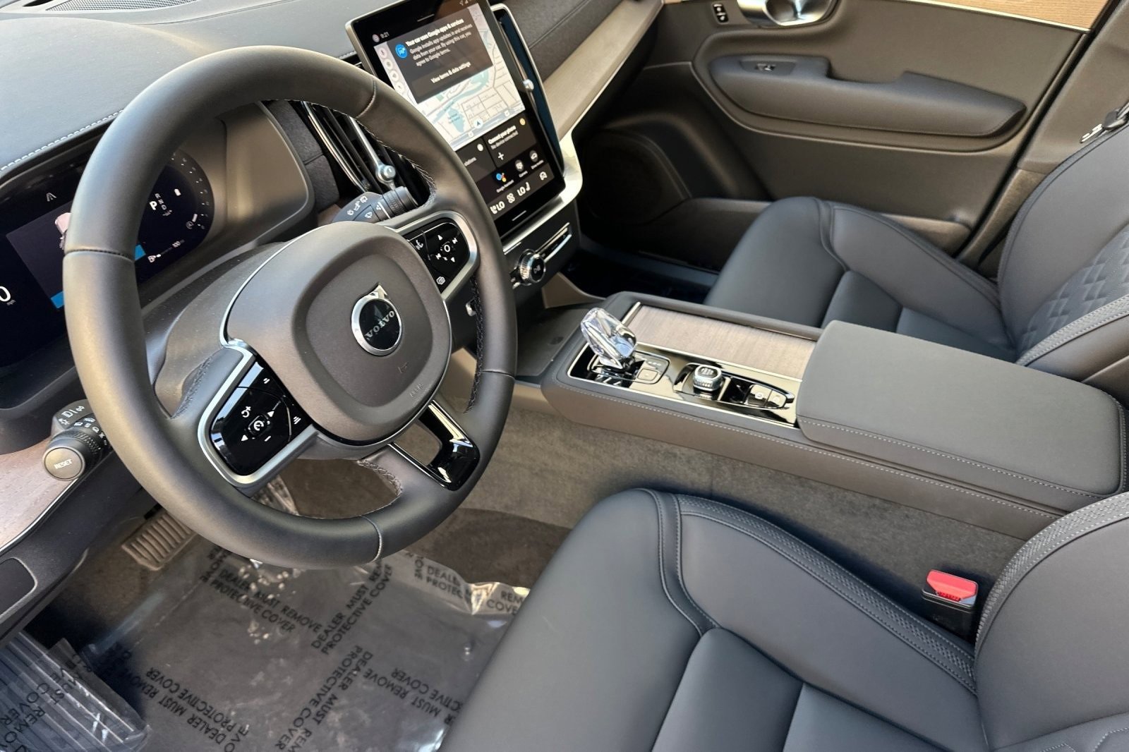 New 2026 Volvo XC90 B6 Plus image 13