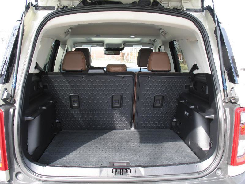 Used 2024 Ford Bronco Sport Outer Banks w/ Tech Package image 11