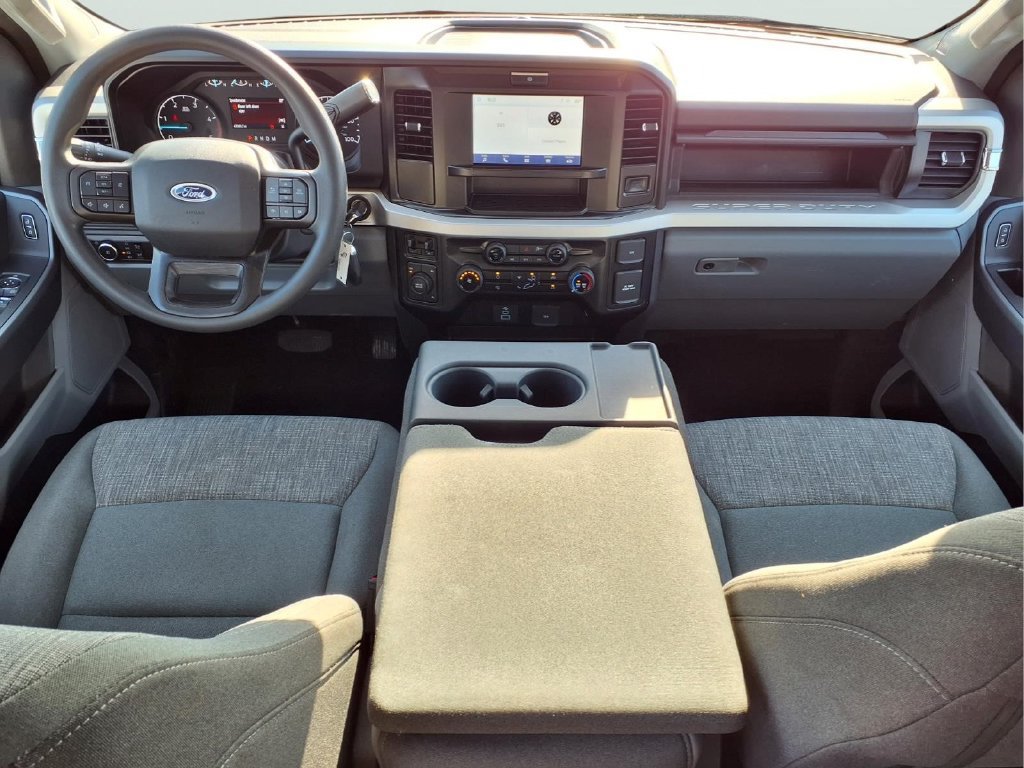 Used 2025 Ford F250 XLT AWD/4WD image 13