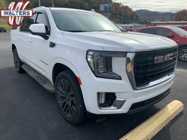 Used 2022 GMC Yukon XL SLE w/ Max Trailering Package image 1