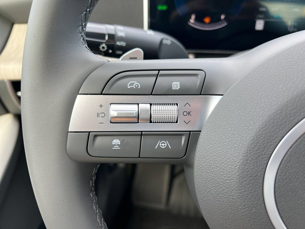 New 2025 Hyundai Sonata SEL FWD image 11