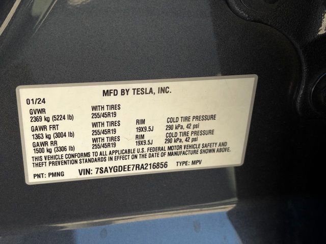 Used 2024 Tesla Model Y Long Range image 35