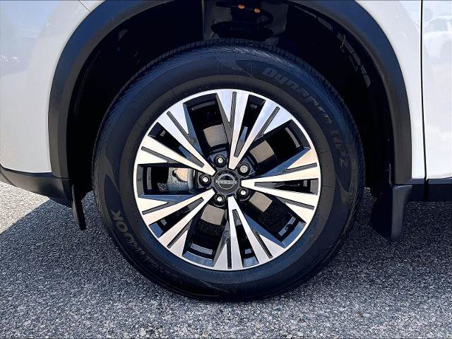 Used 2023 Nissan Rogue SV AWD/4WD image 7