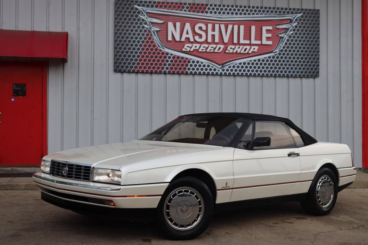 Used 1990 Cadillac Allante FWD image 4